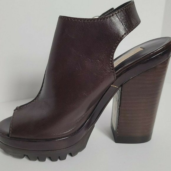 Michael Kors Patras Runway Ankle Boot Bootie sz 8 Brown - Picture 2 of 8